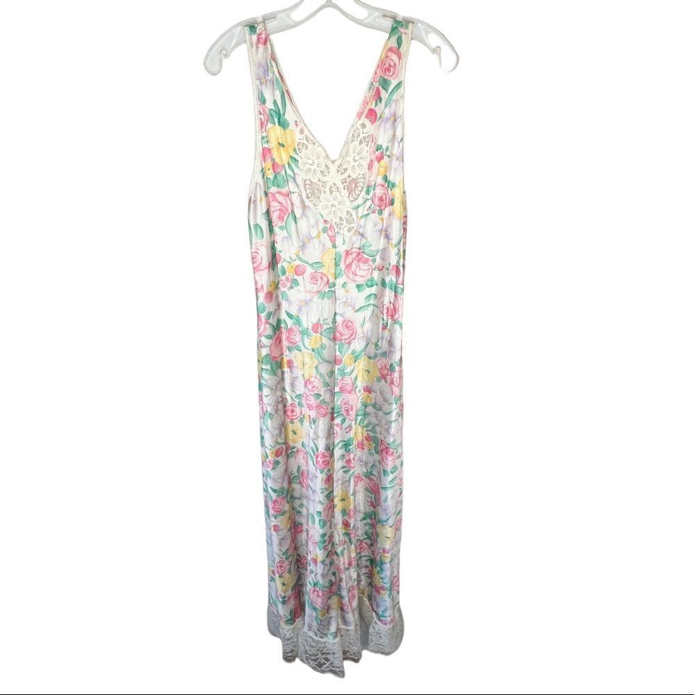 Vintage Vanity Fair‎ Long Negligee